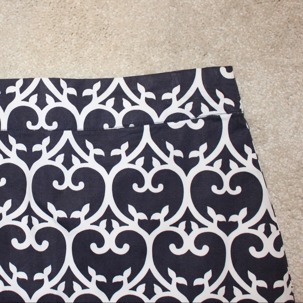 NWT Navy Pattern Straight Skirt - Bevello - Picture 4 of 8